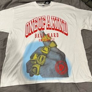 White fashion nova t shirt